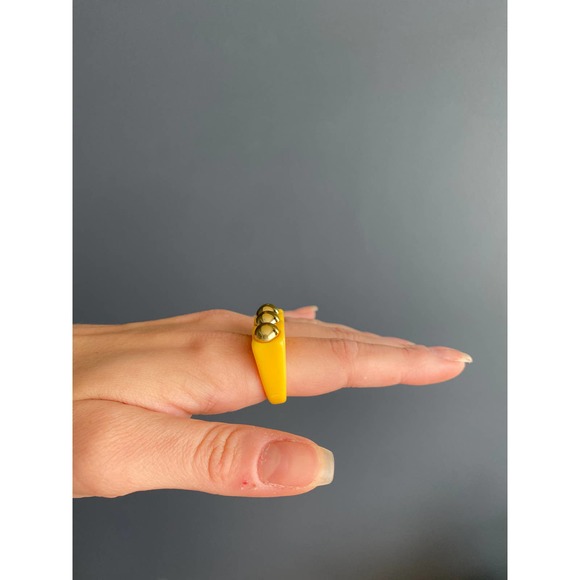 y2k yellow/gold square chunky bar ring, 8 - Picture 3 of 6